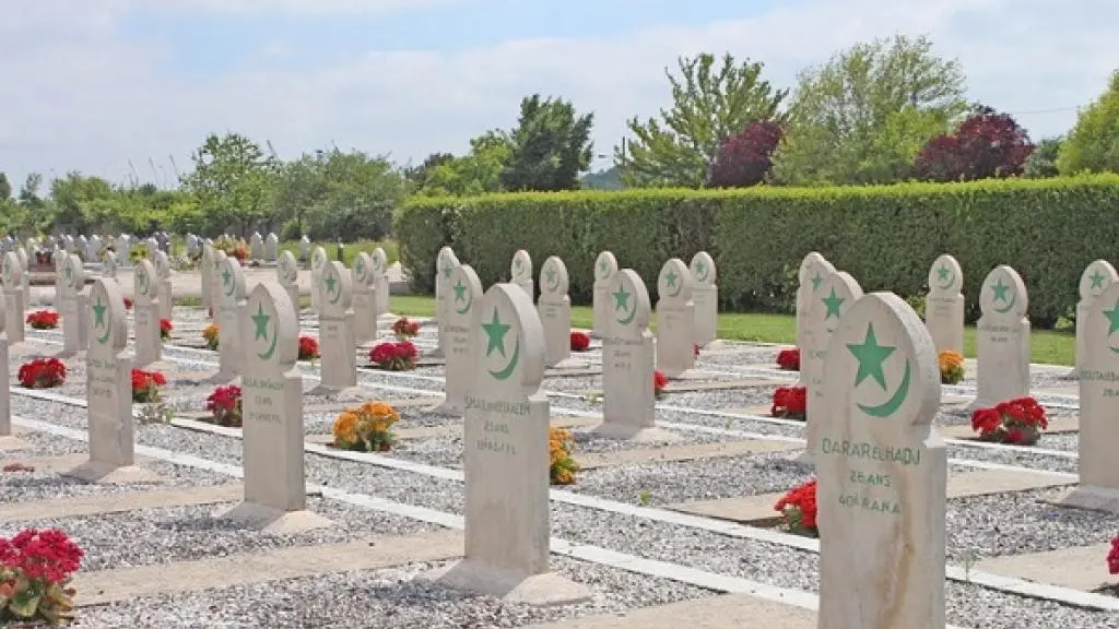 El cementerio municipal de Bañoles dispondrá de un espacio para enterramientos islámicos
