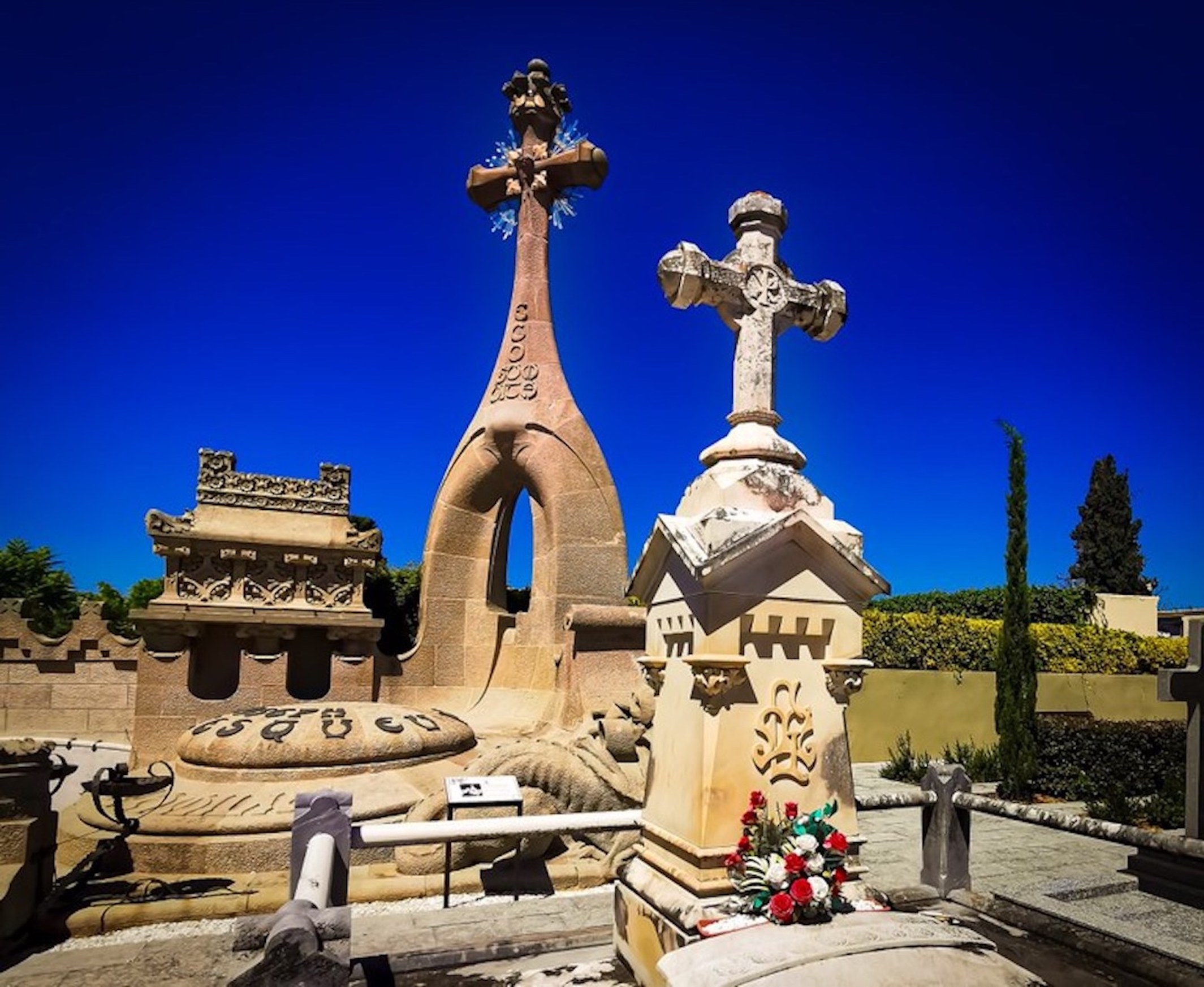 ‘Vida eterna en la ciudad de los muertos”, visitas guiadas al cementerio Modernista de Lloret de Mar