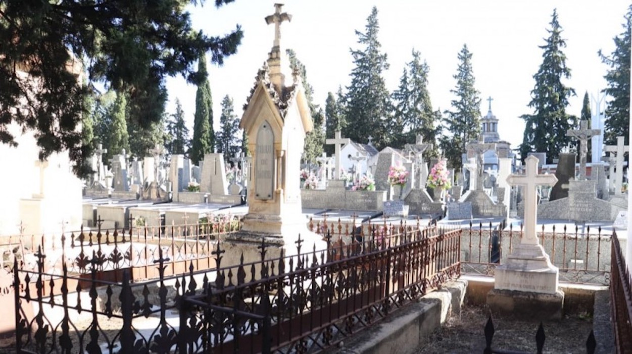 PP propone la restauración de algunos panteones históricos del cementerio municipal de Murcia