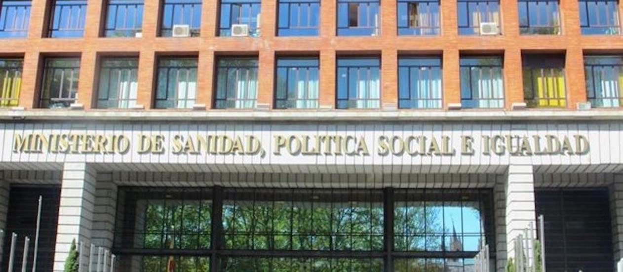 El Ministerio de Sanidad nos dice que los casos de covid siguen 'in crescendo' y España