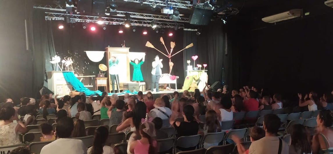 “Yo también soy Peter Pan” reúne en Málaga a más de 200 espectadores en un canto a la vida y la alegría