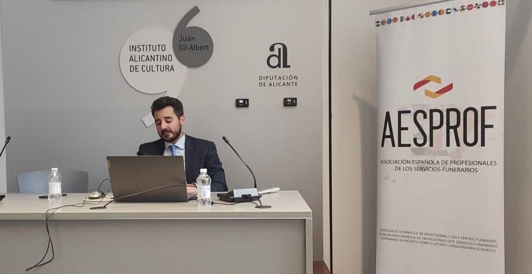 Agustín Palacio: "La muerte es un tabú en España, pero dentro de un servicio funerario hay mucho más que comunicar"