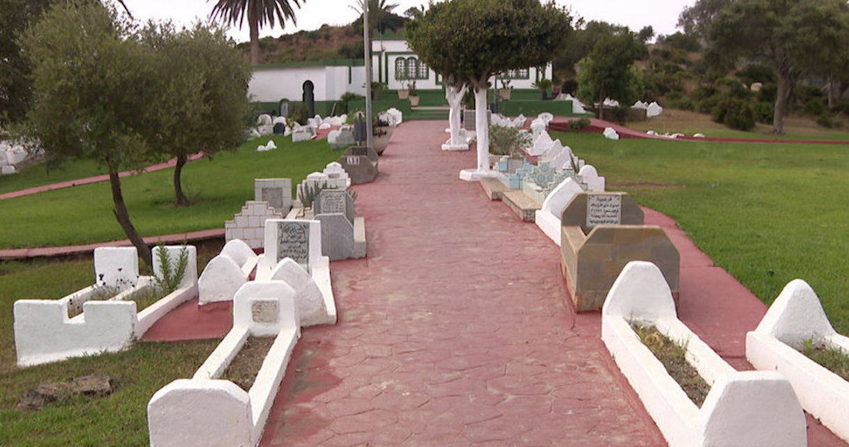 Los musulmanes no ven necesario disponer de un tanatorio propio junto al cementerio de Sidi Embarek