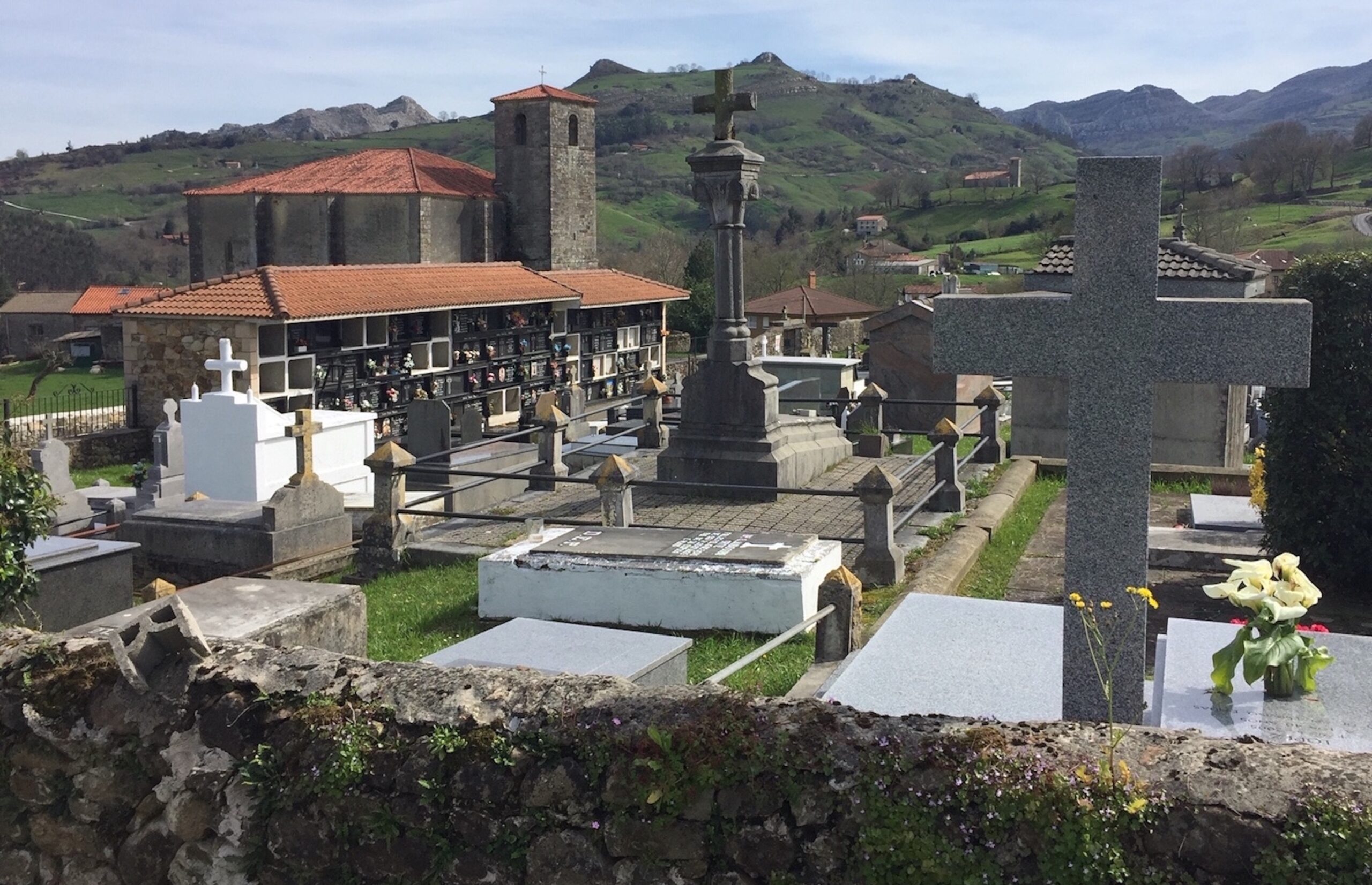 Inician la tercera fase de ampliación del cementerio de Liérganes con la construcción de 56 nuevos nichos