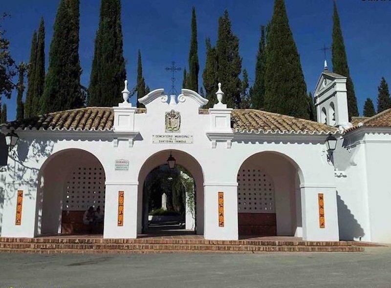 El Consistorio de La Rambla ha iniciado una reforma integral de su cementerio municipal