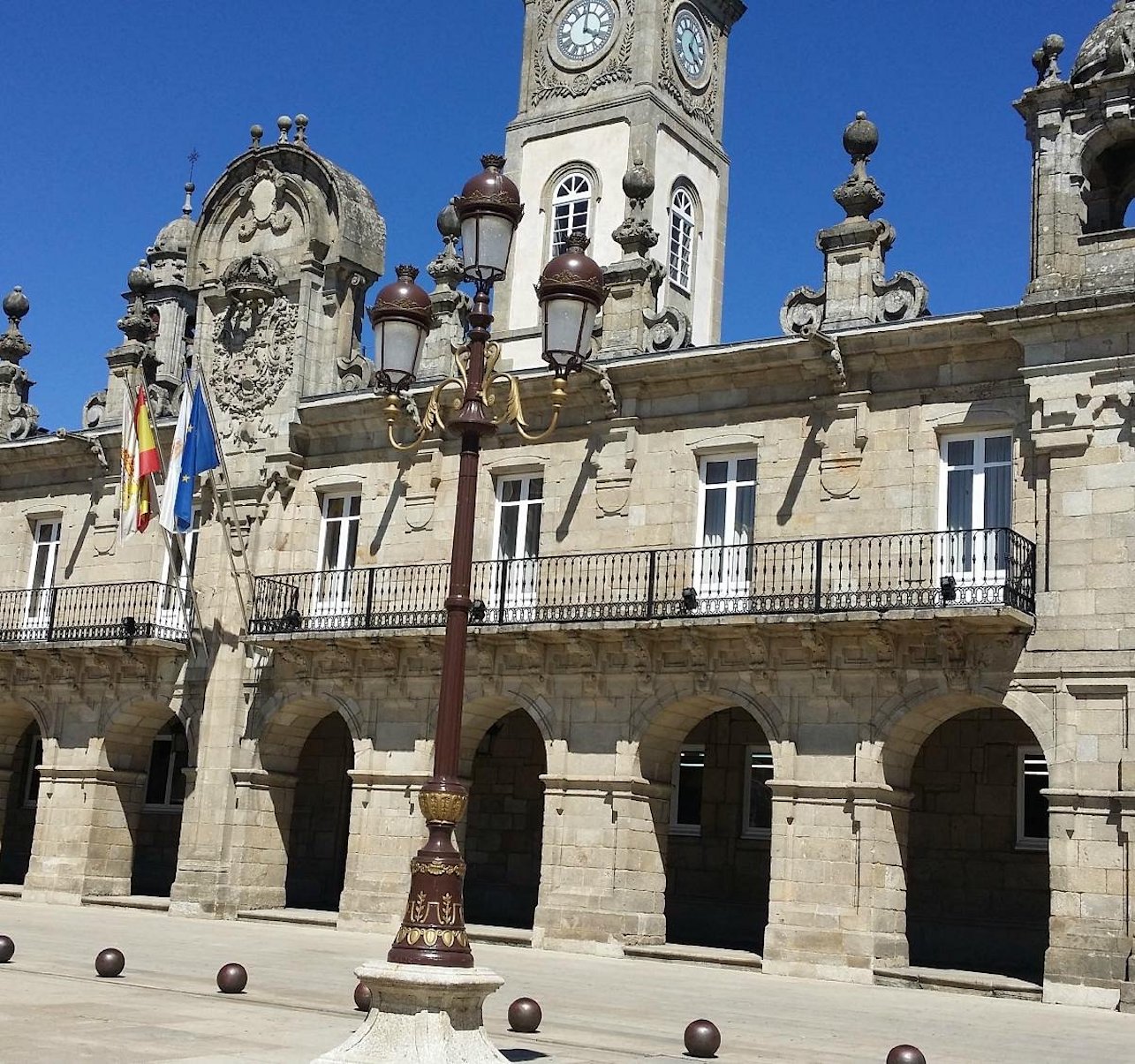 El Ayuntamiento de Lugo se justifica “hemos pedido más documentación del cementerio nuevo de Coeses