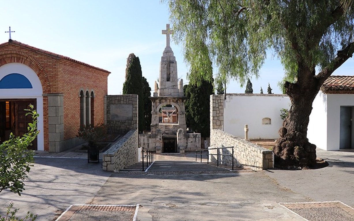 Compromís exige al alcalde de Sagunto dotar al cementerio municipal de nuevos columbarios
