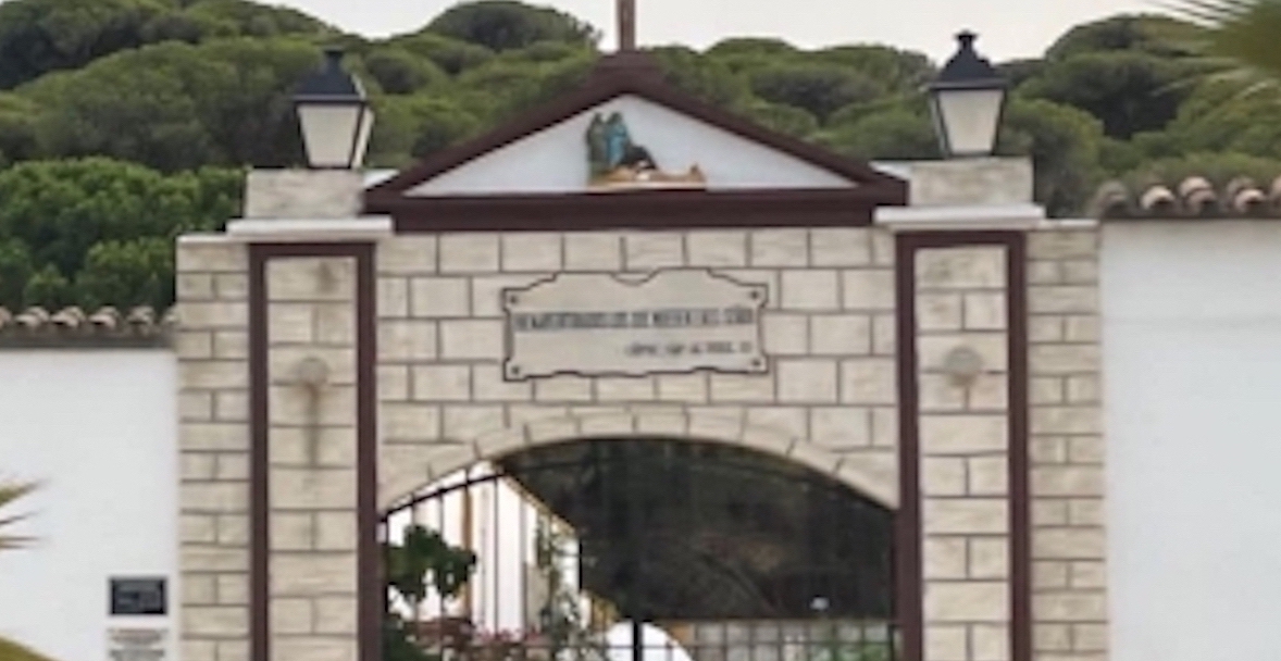 Barbate quiere la gestión del cementerio y el párroco de San Paulino prefiere que sea el obispado
