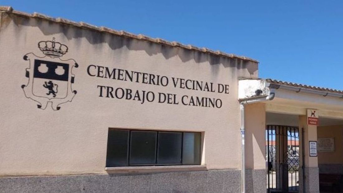 La Junta Vecinal de Trobajo aprueba la realización de trabajos de mejora en el cementerio y en la capilla