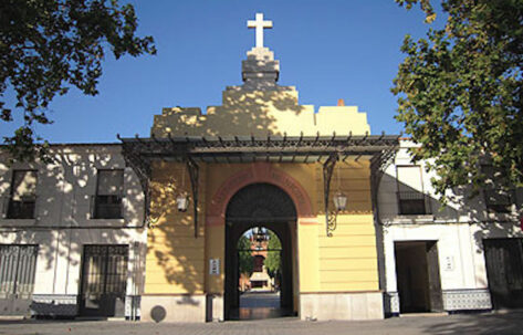 Valencia prepara un crédito especial para construir nuevos nichos y columbarios en el Cementerio General