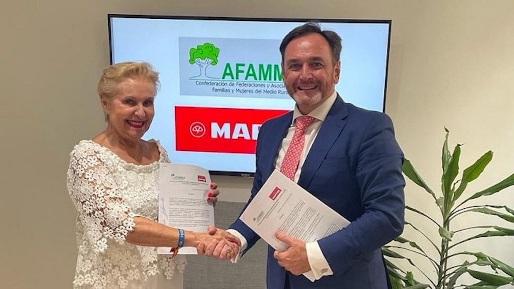 Mapfre firma un acuerdo para brindar asesoramiento financiero y fiscal a mujeres del medio rural