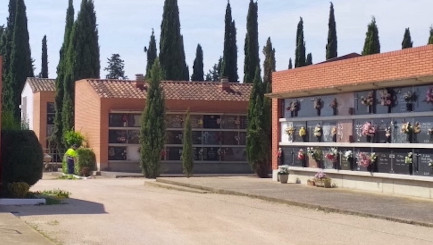 Visitas guiadas al cementerio de Huesca y zona de extramuros con música o teatralización
