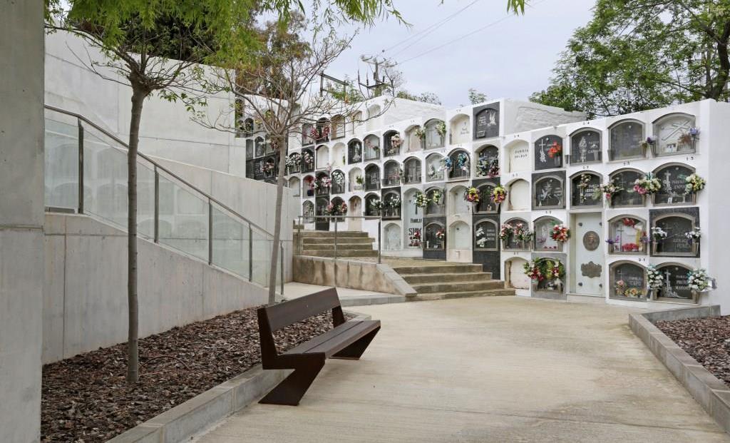 PFB Serveis Funeraris organiza actividades especiales en los tanatorios y cementerios por Todos los Santos