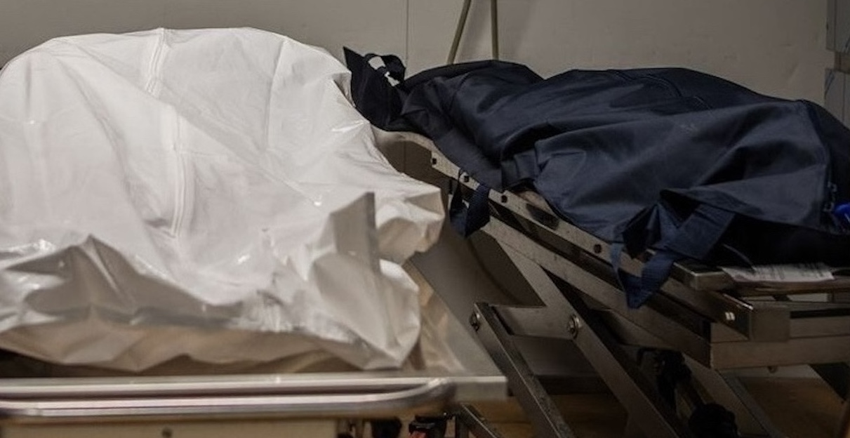 El Servicio de Patología Forense de Cádiz encuentra cadáveres en descomposición, infecciones y falta de personal