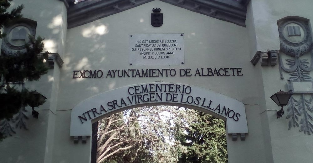 Albacete licita el servicio de limpieza y mantenimiento de los cementerios