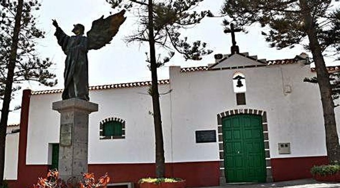 El cementerio de San Gregorio de Telde evidencia notables carencias en su limpieza y mantenimiento