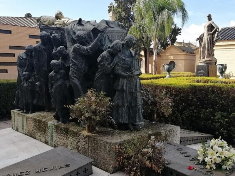 VOX solicita al Parlamento de Andalucía declarar BIC el monumento funerario a Joselito ‘El Gallo’