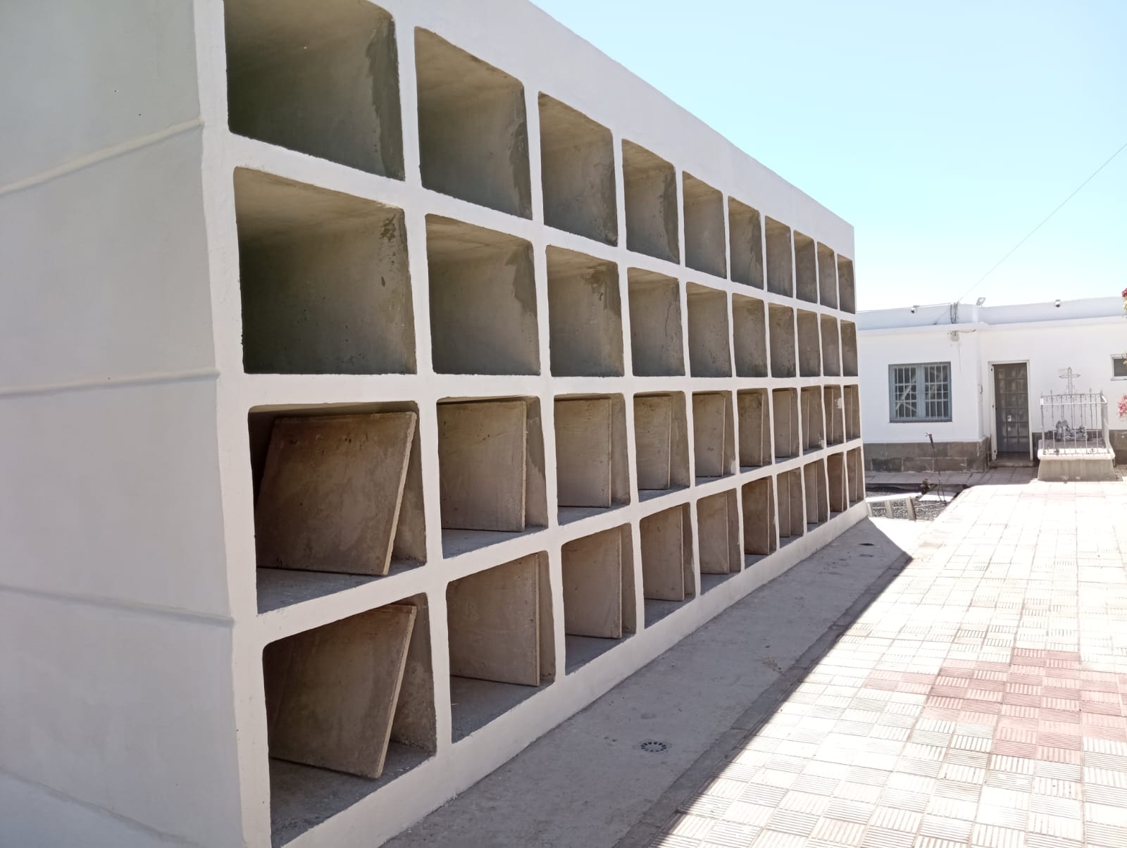 Finalizan las obras de ampliación en el cementerio de Candelaria con nuevos nichos