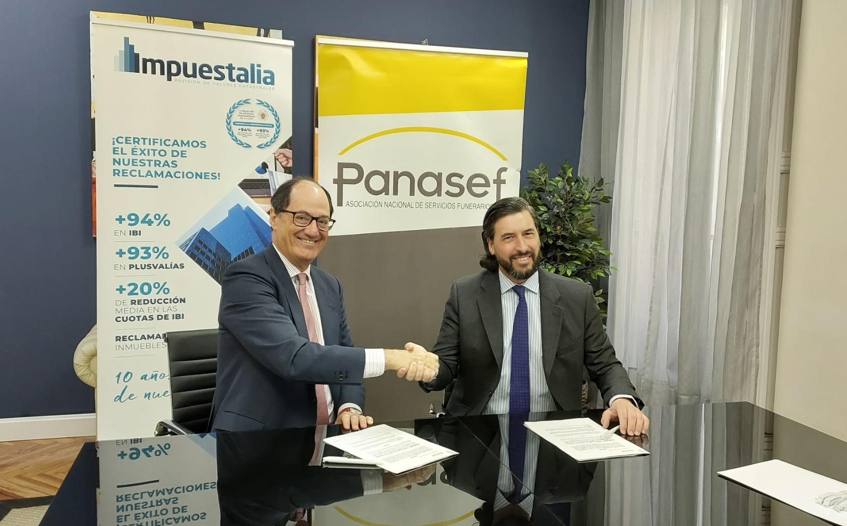 Panasef e Impuestalia firman un acuerdo para ayudar a las empresas asociadas al ahorro de tributos
