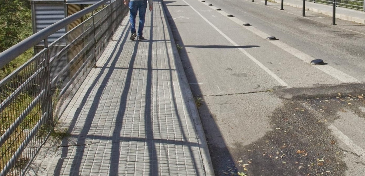 El puente del Cementerio Viejo de Tarrasa será de doble sentido y se ampliarán las aceras