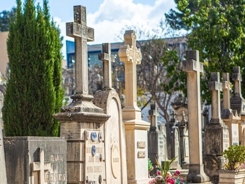 La EFM y el grupo de teatro Teatrix, programan visitas guiadas y teatralizadas al cementerio de Palma