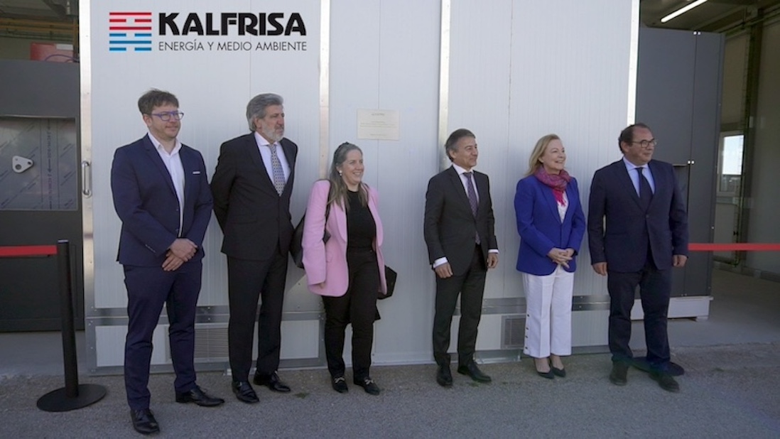 Kalfrisa presenta en sus instalaciones de Zaragoza el primer horno crematorio "verde" de hidrógeno