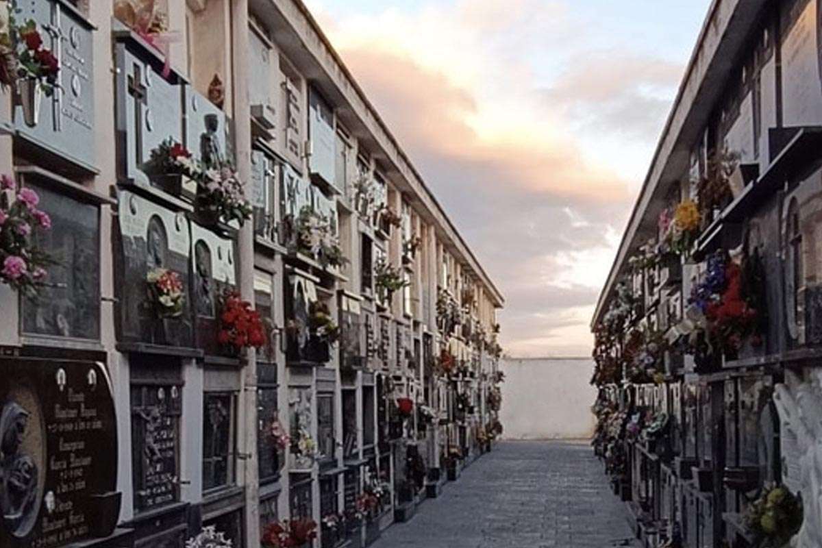 Beniarjó renueva su cementerio municipal y mejora la accesibilidad gracias a una ayuda de la Diputación