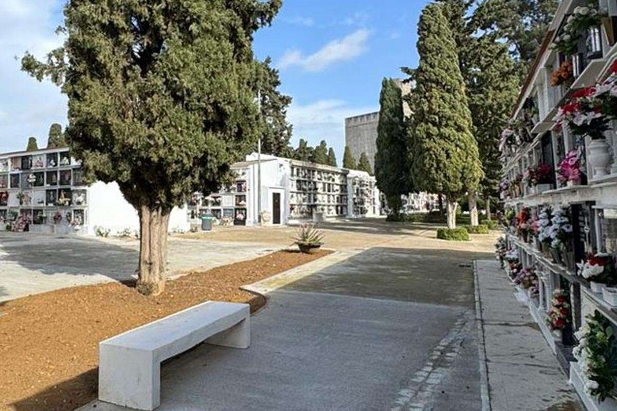 Renovación en el Cementerio de Utrera: Obras en marcha y un crematorio de última generación