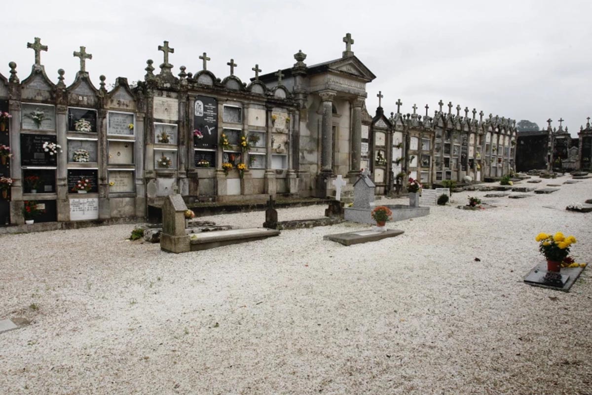 Rubiáns amplía su cementerio tras casi dos décadas de lucha vecinal