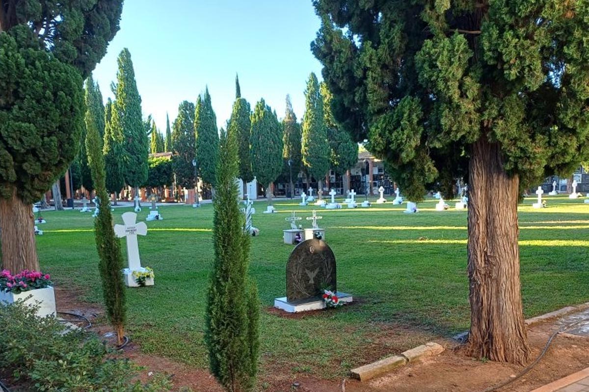 El PP critica la nueva tarifa plana del cementerio de Nules: "Una subida desorbitada"
