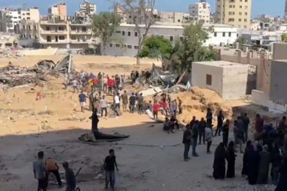 Gaza: La Triste Realidad de Enterramientos en Fosas Comunes en el Hospital Shifa