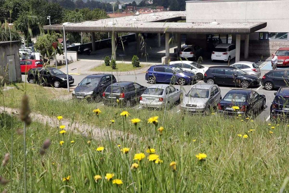 La restricción horaria a funerarias en Santiago: entre el respeto y la controversia