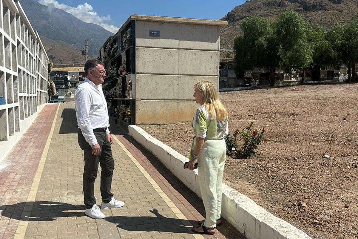 Berja amplía su cementerio municipal con 40 nuevos nichos