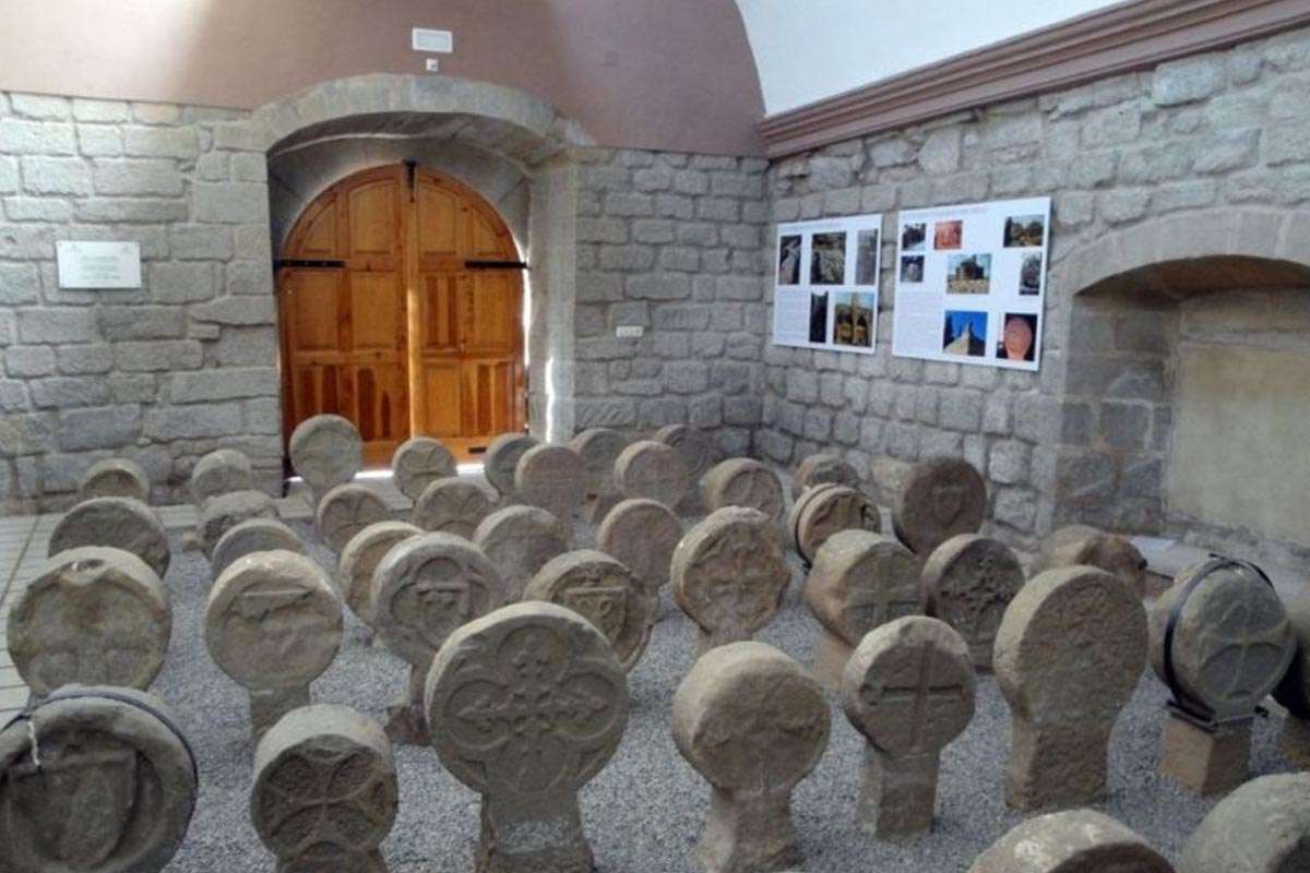 Las estelas funerarias de Sanaüja reciben reconocimiento nacional