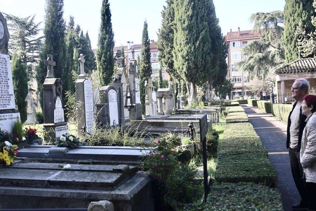 Innovadora herramienta en Vitoria facilita la búsqueda de sepulturas en sus cementerios