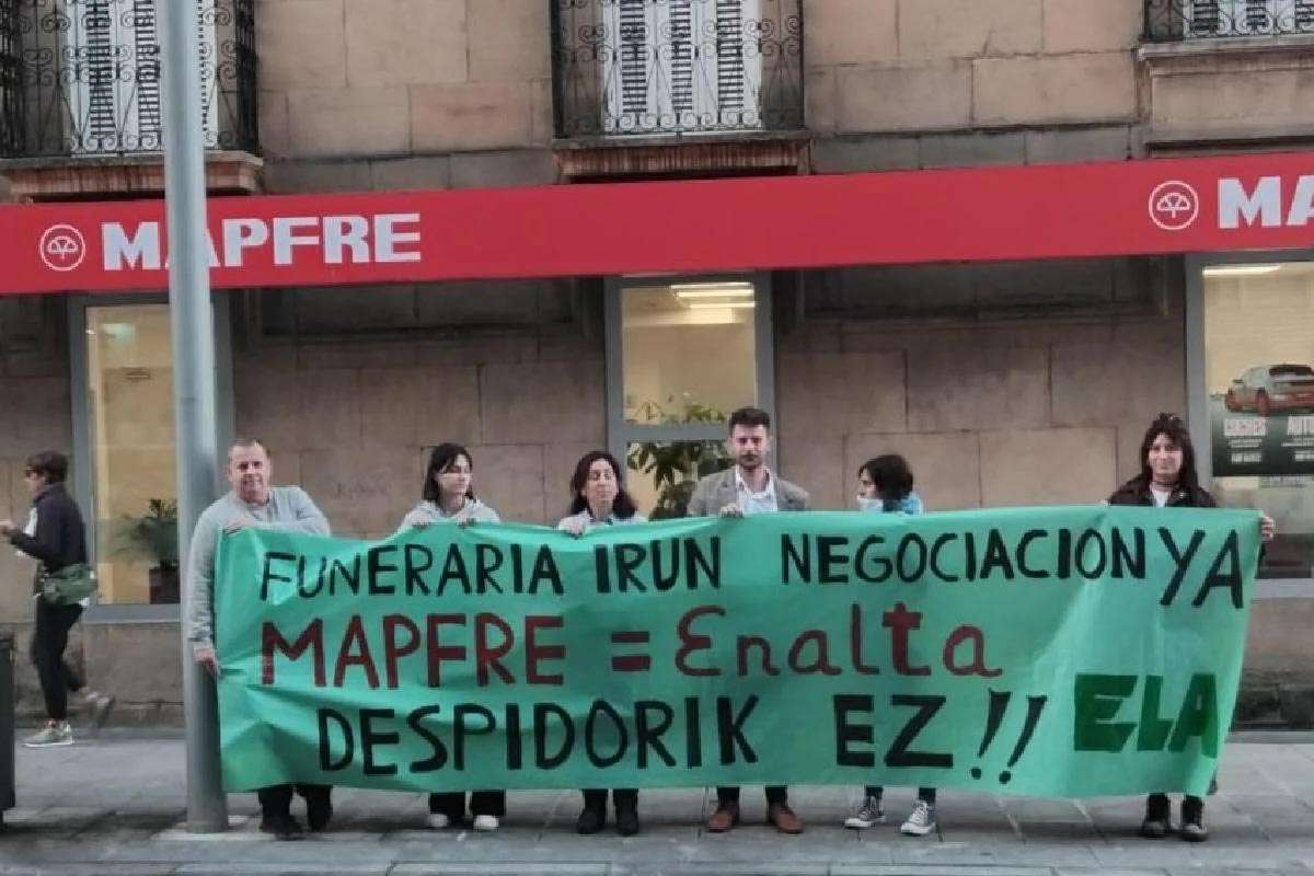 Protestas en Funeraria Irun tras la adquisición de Enalta