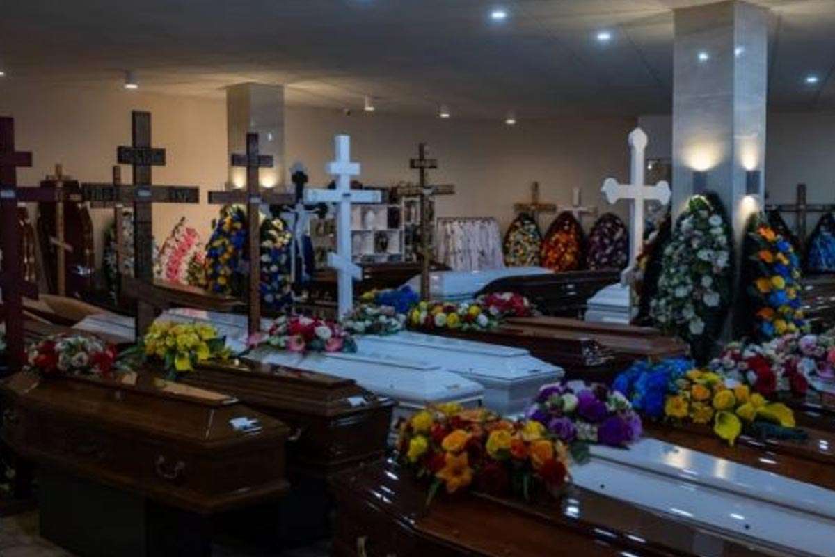Corrupción en las funerarias de Ucrania: Un mercado en lucha por sobrevivir