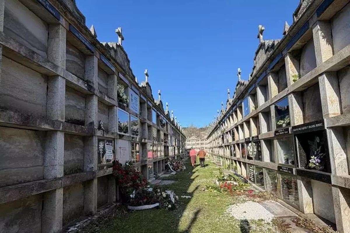 El Concello de Cangas busca consenso para municipalizar el cementerio de Darbo