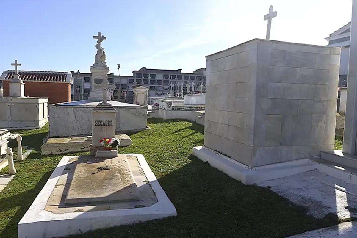 Ceuta recuerda con gratitud a sus ilustres fallecidos de 2025