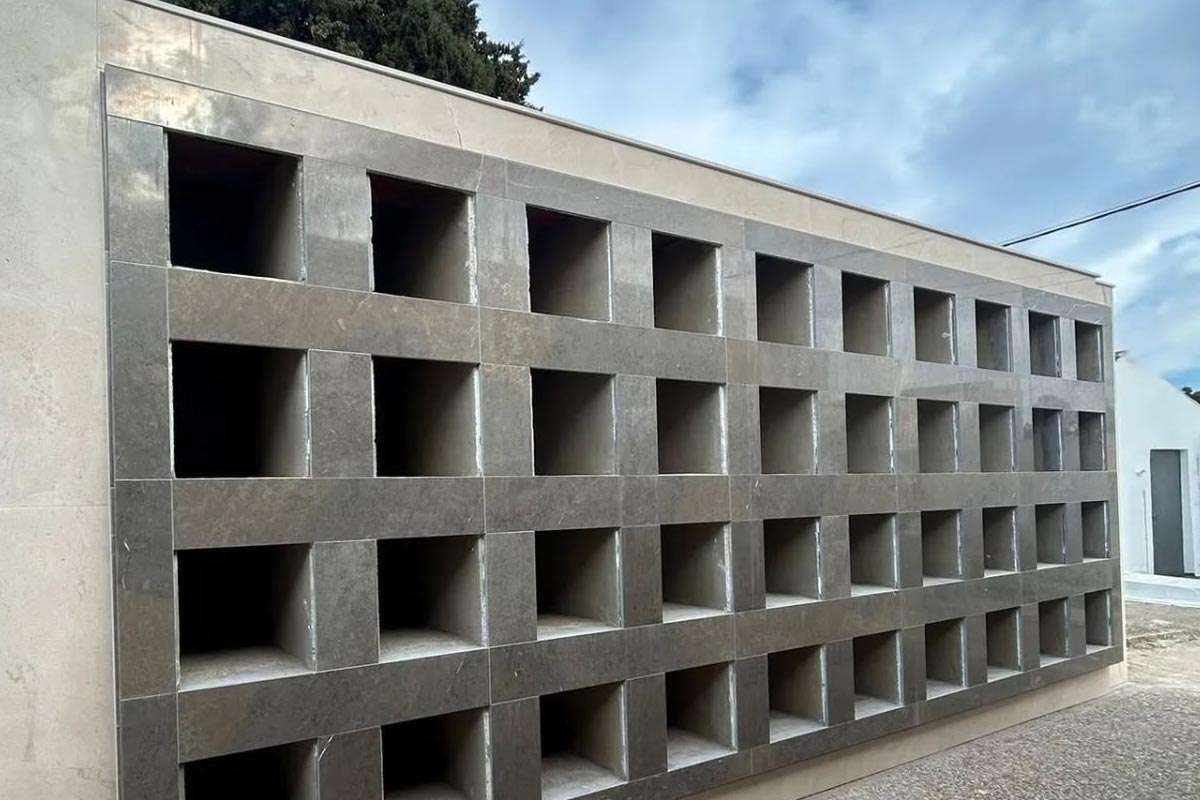 Almargen Expande su Cementerio con Nuevos Columbarios