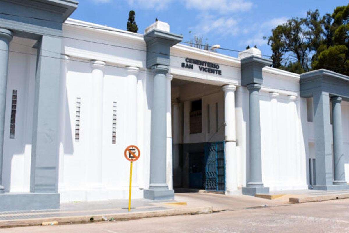 El cementerio San Vicente de Córdoba renace con una nueva cara