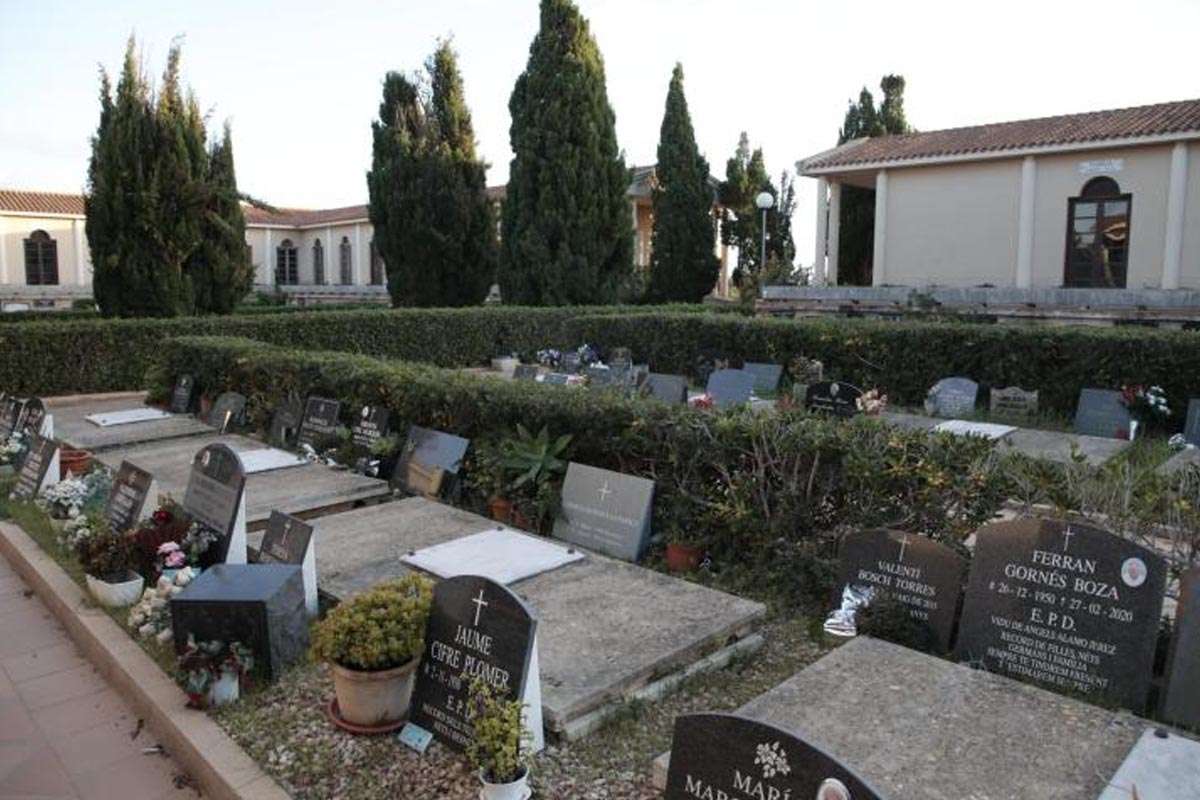 Ciutadella Permite Hasta 10 Cotitulares en Nichos y Tumbas