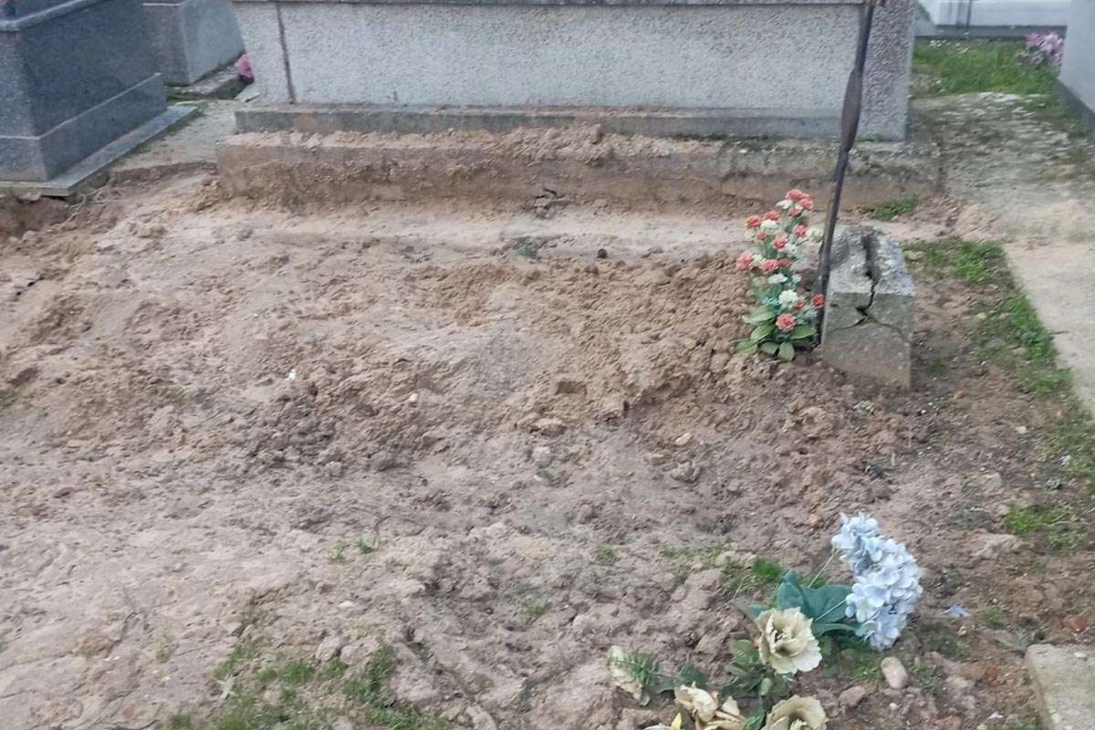 Zamora en alerta tras daños en una tumba por maquinaria en el cementerio