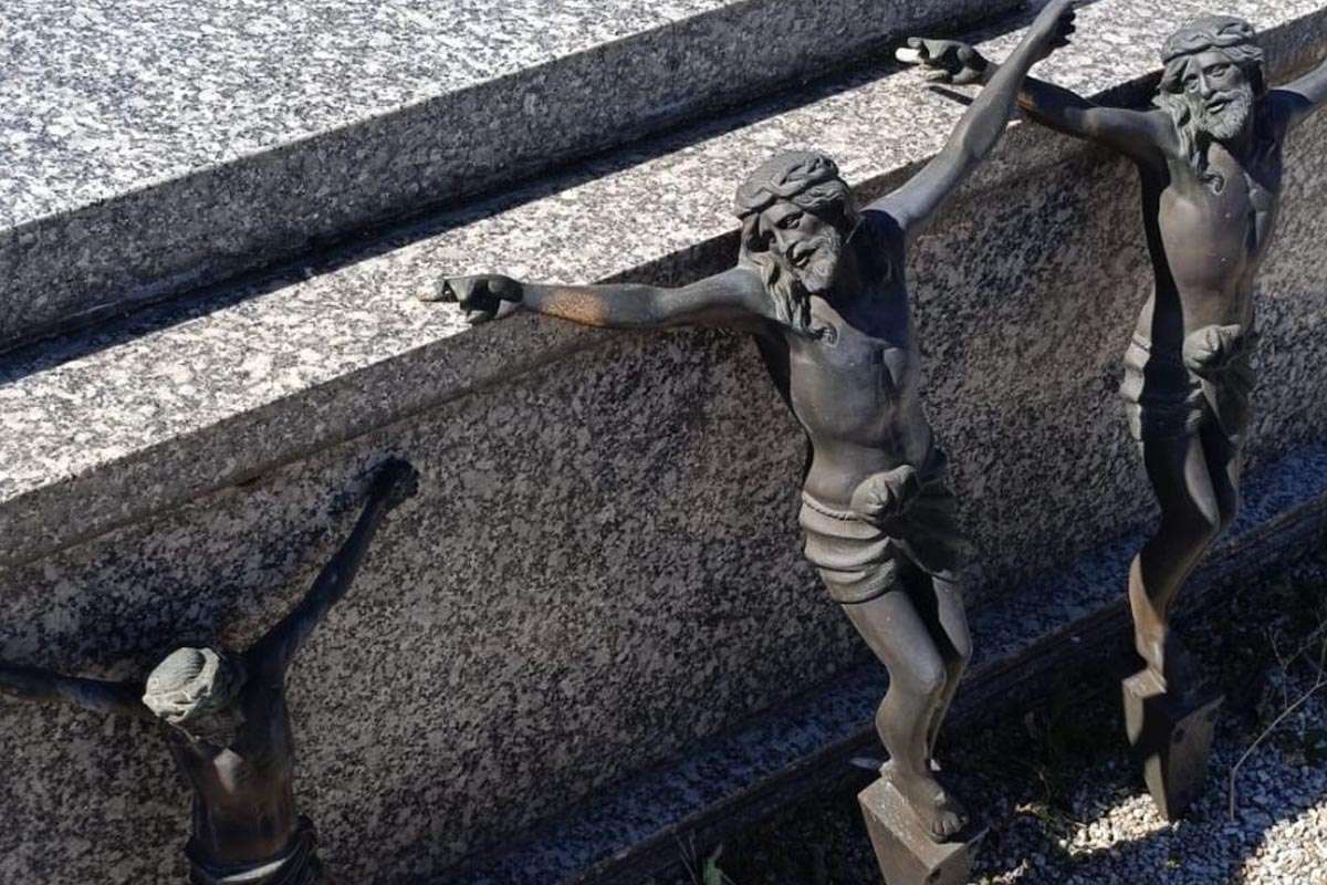 Robos de figuras religiosas conmocionan a Orense