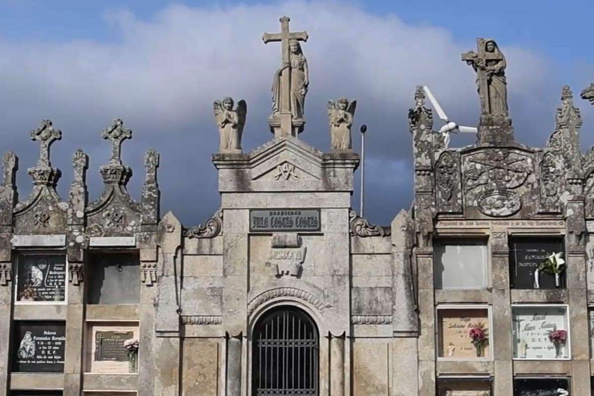 El centenario legado del cementerio de Matamá: una historia de comunidad y memoria