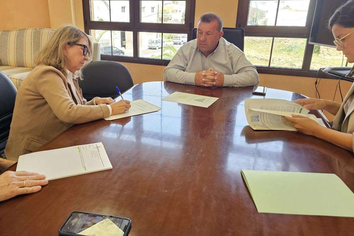 Antigua da un paso adelante con la ampliación del cementerio municipal