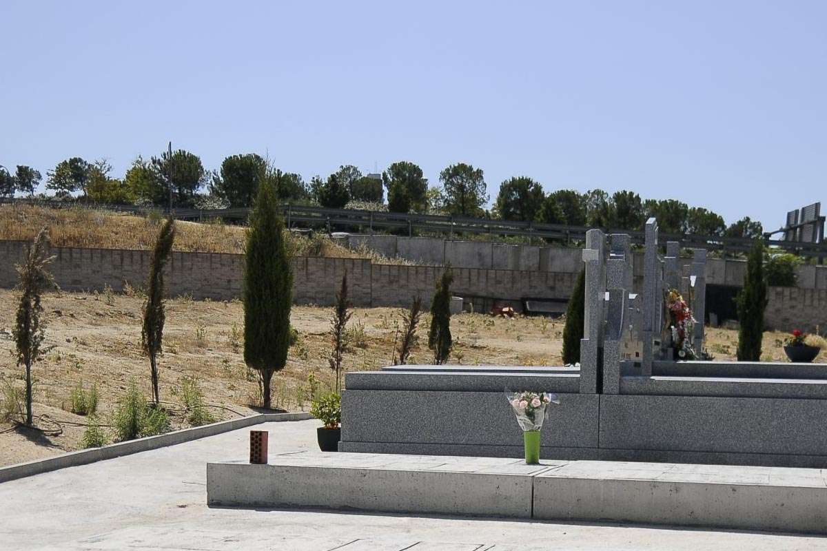 Boadilla acuerda por unanimidad ampliar sus servicios funerarios ante el crecimiento de población