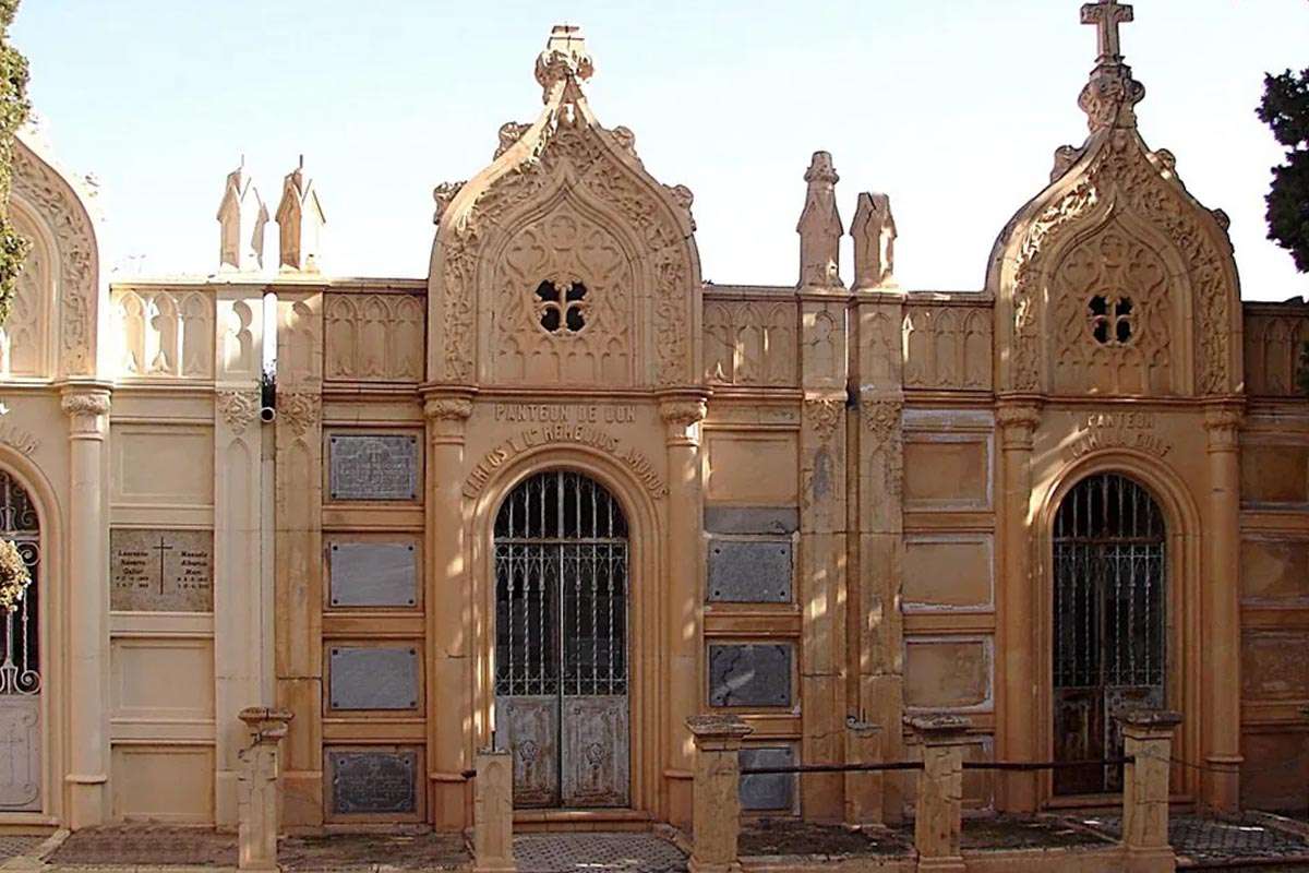 Caudete amplía su cementerio con la construcción de 66 nuevos nichos