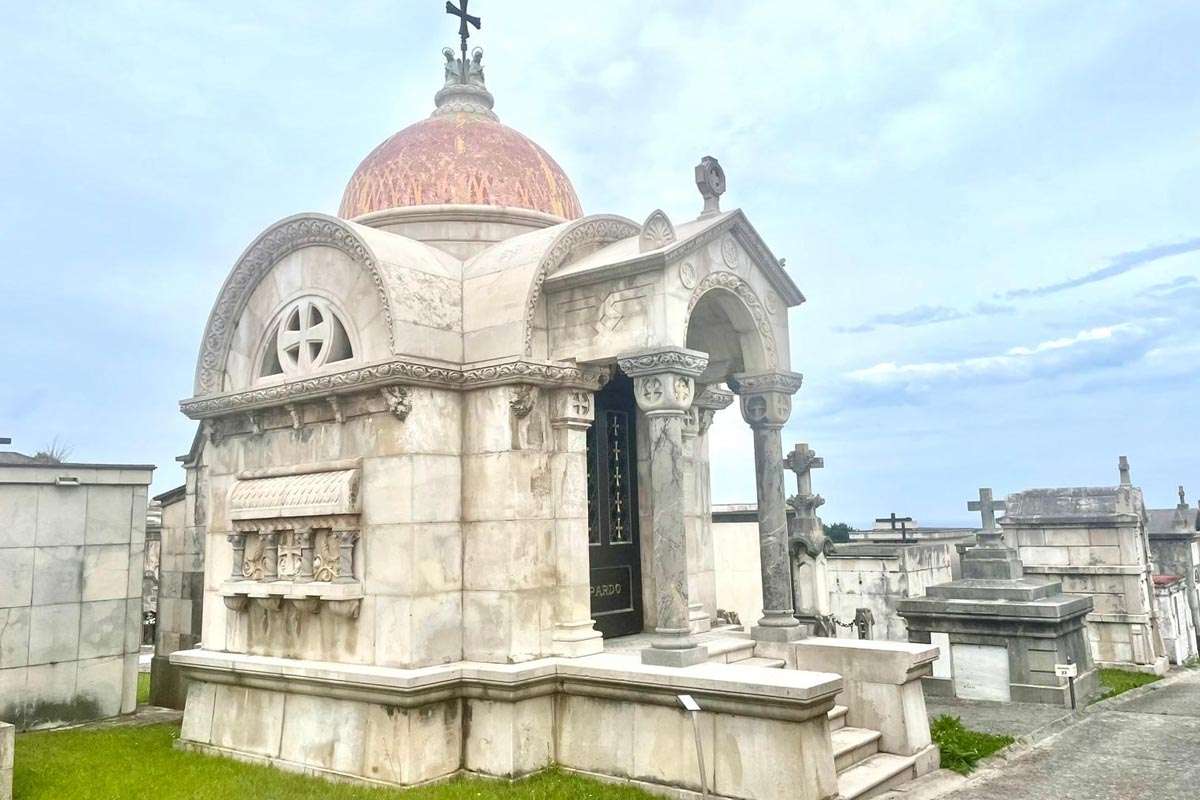 Descubre la historia de la burguesía santanderina en el Cementerio Ciriego