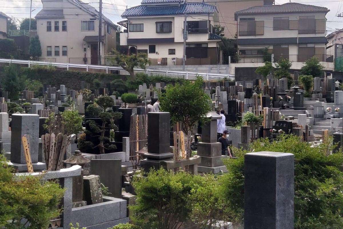 Preocupación en Japón por el auge de servicios funerarios privados para cuerpos no reclamados